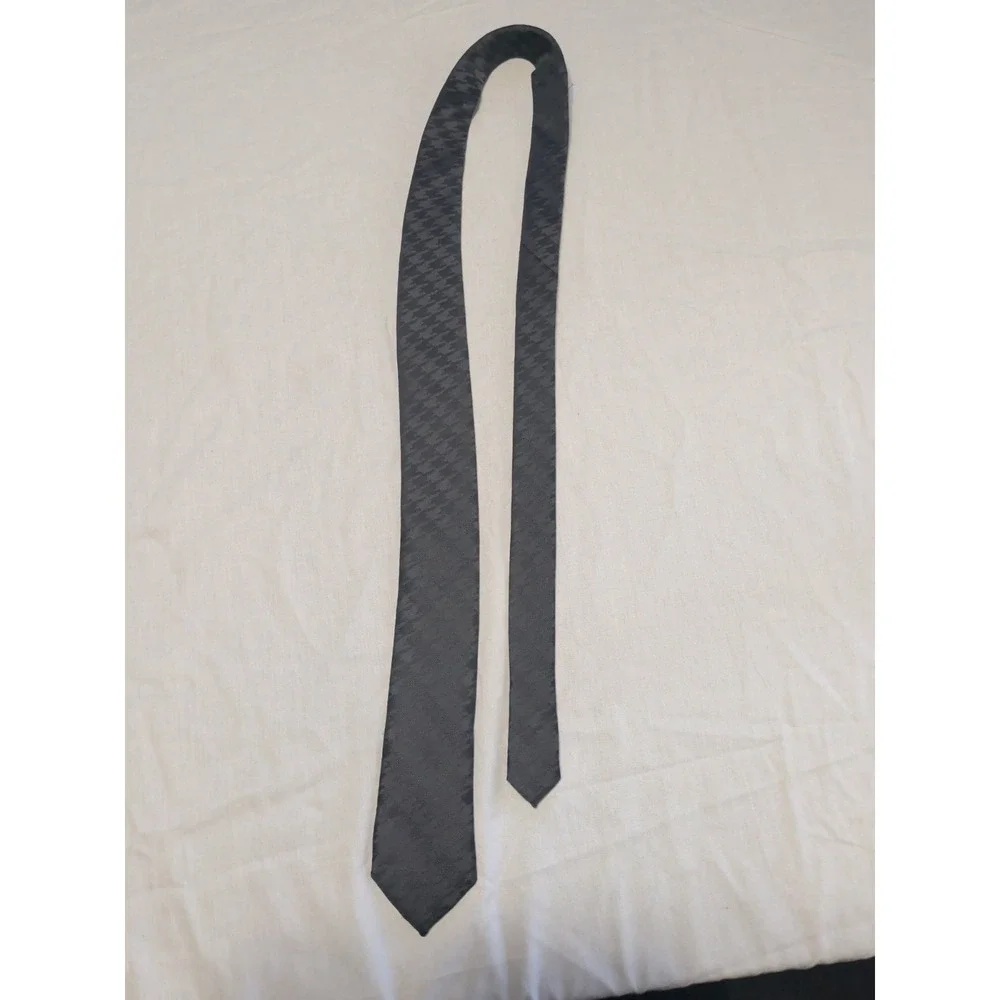 Van Heusen Tie Men's USA Silk Neck Tie 56x3.5